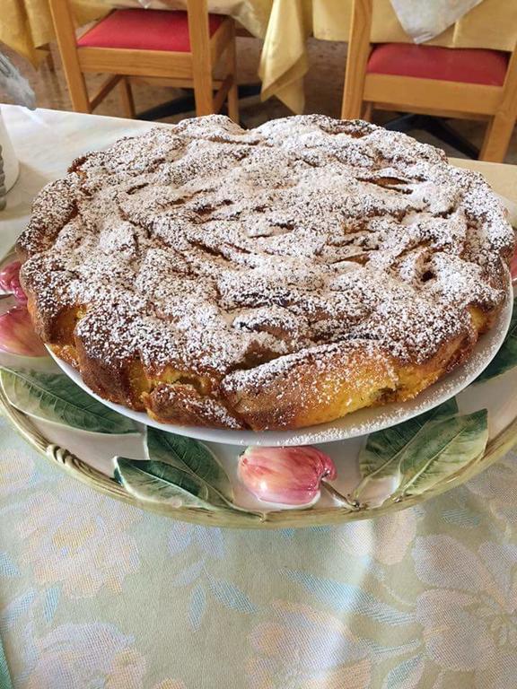 Hotel Serena Spiazzi Di Caprino 外观 照片